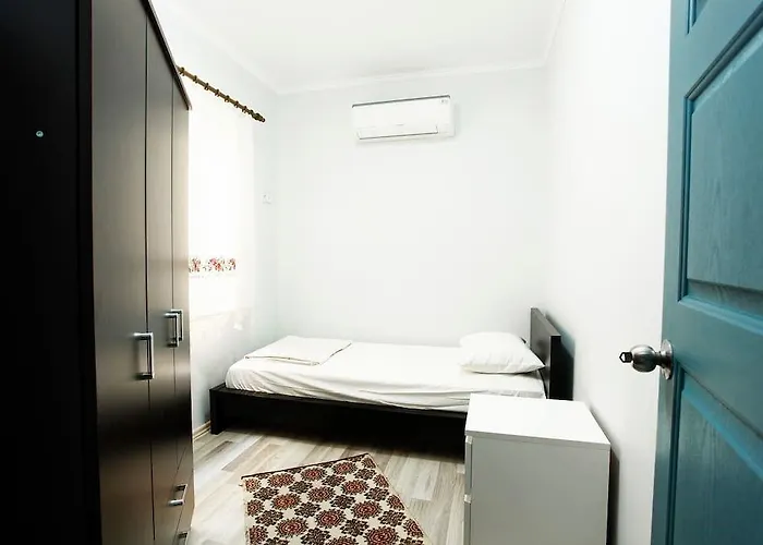 Blue By V Стамбул